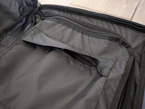 EASTPAK TRANVERZ S Koffer kleine Tasche im Trenner