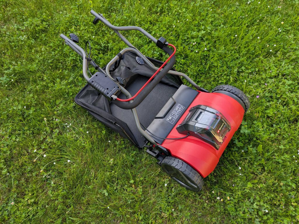 Einhell GE-HM 1838 Spindelmäher zusammengeklappt