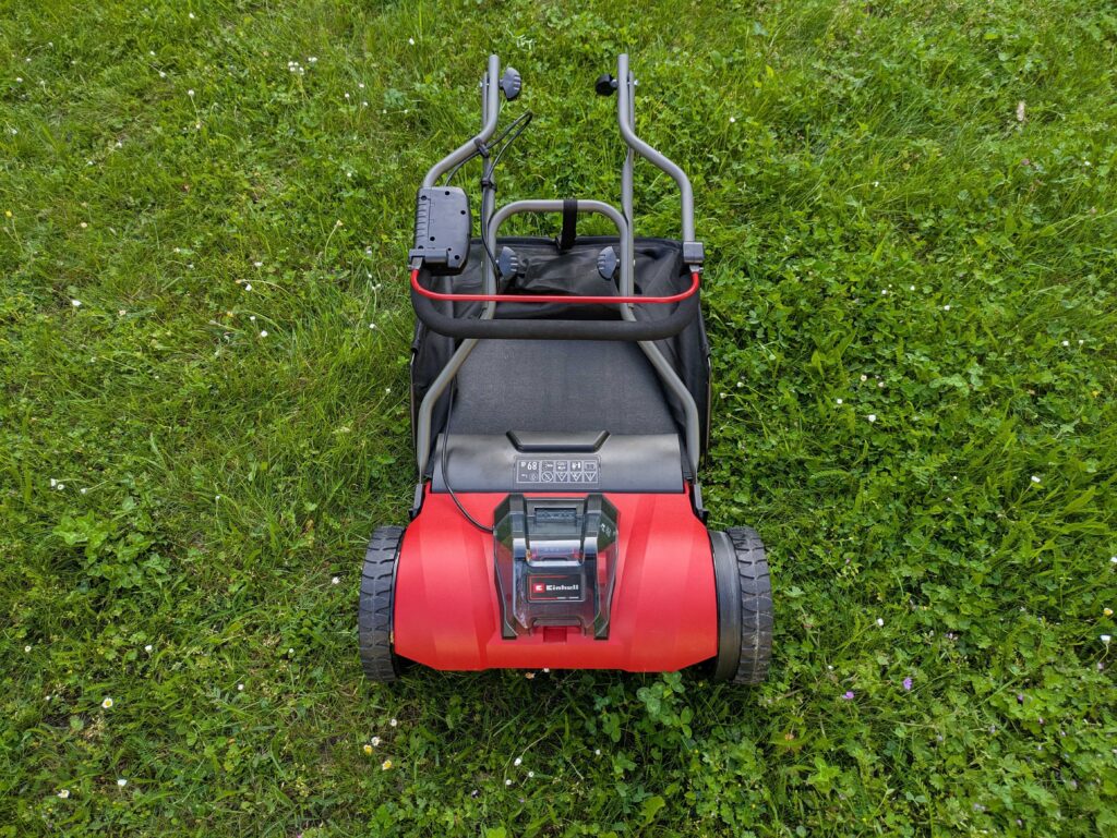 Einhell GE-HM 1838 Spindelmäher zusammengeklappt (2)