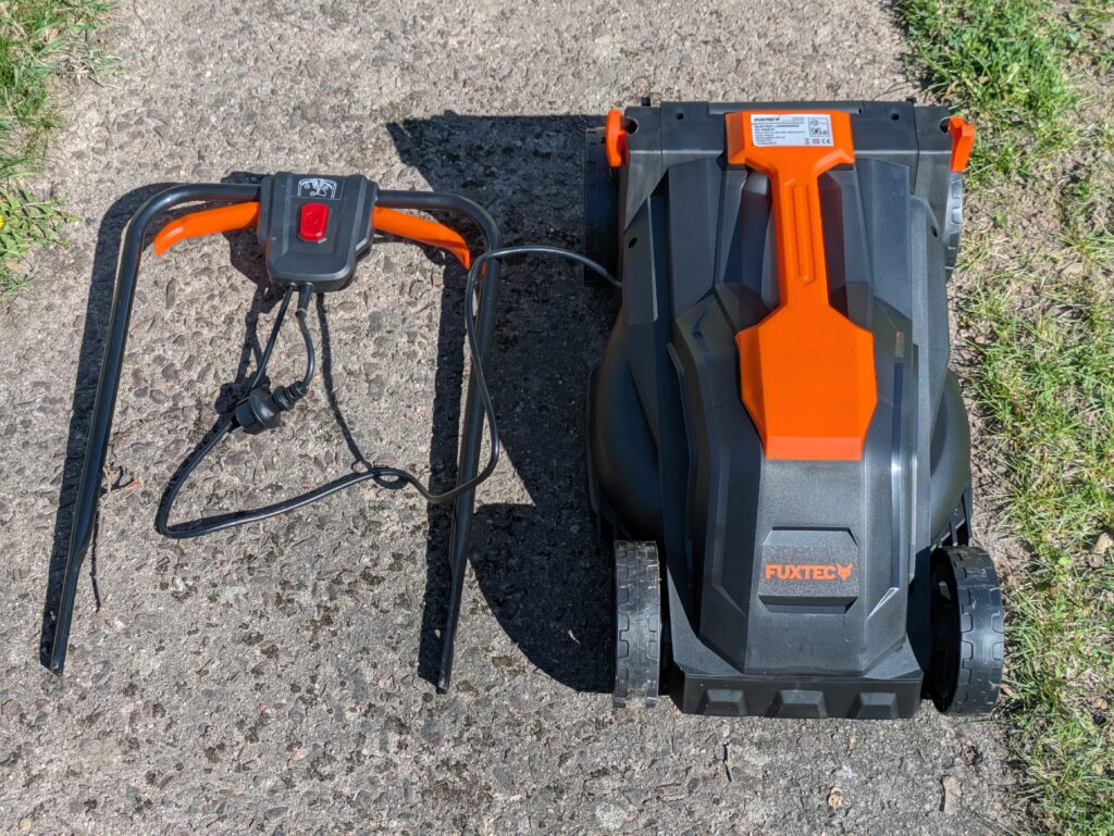 FUXTEC FX-RME33 Elektro-Rasenmäher von oben