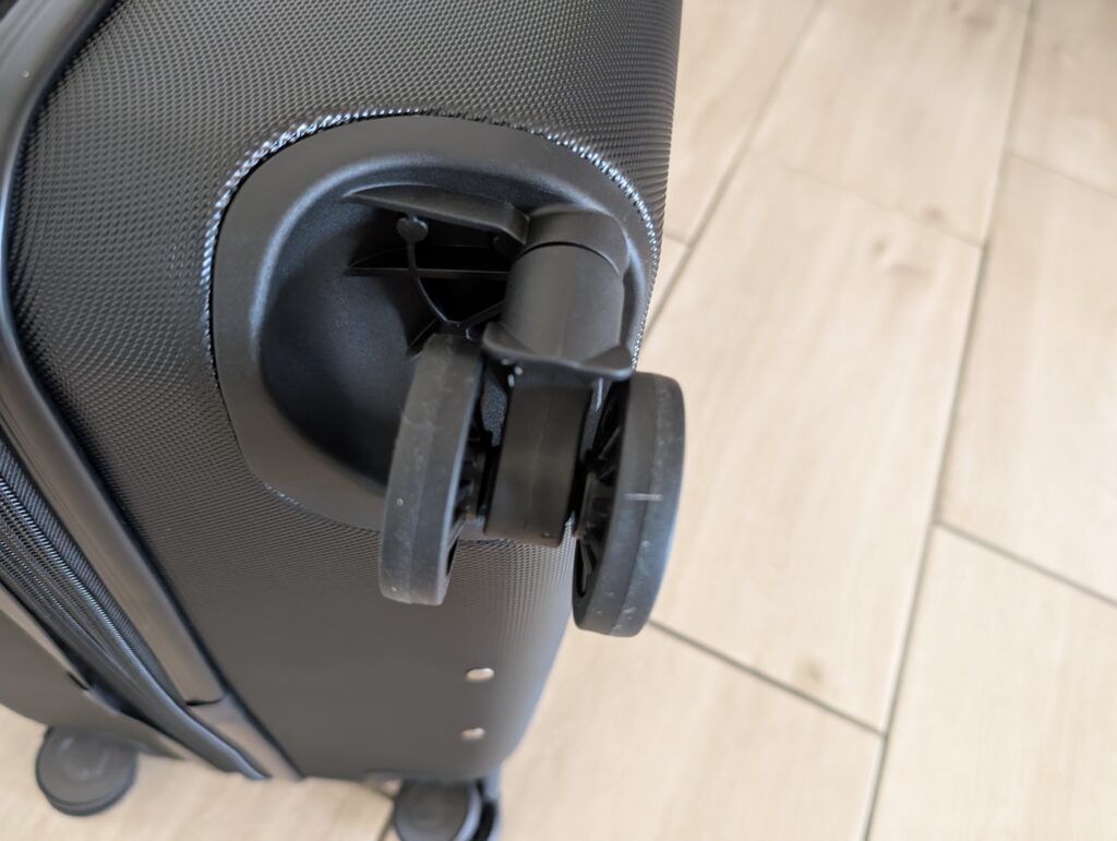 Hauptstadtkoffer Spree Koffer Rollen Detail
