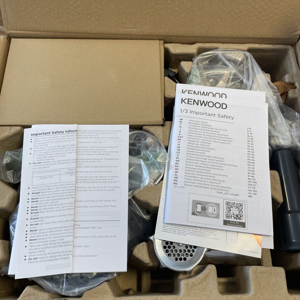 Kenwood Multi Tasker Küchenmaschine verpackt