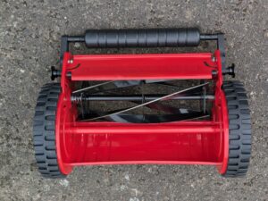 Scheppach SPM300 Spindelmäher von unten