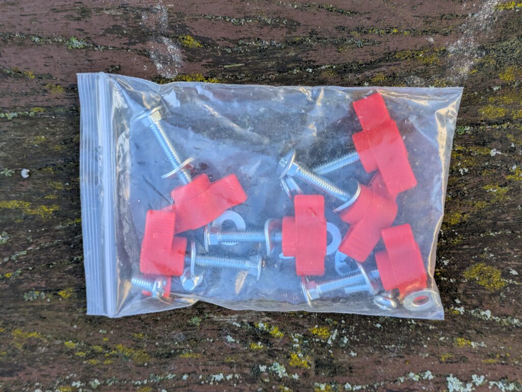 Schrauben des Spindelmäher HECHT 514 Spindelmähers