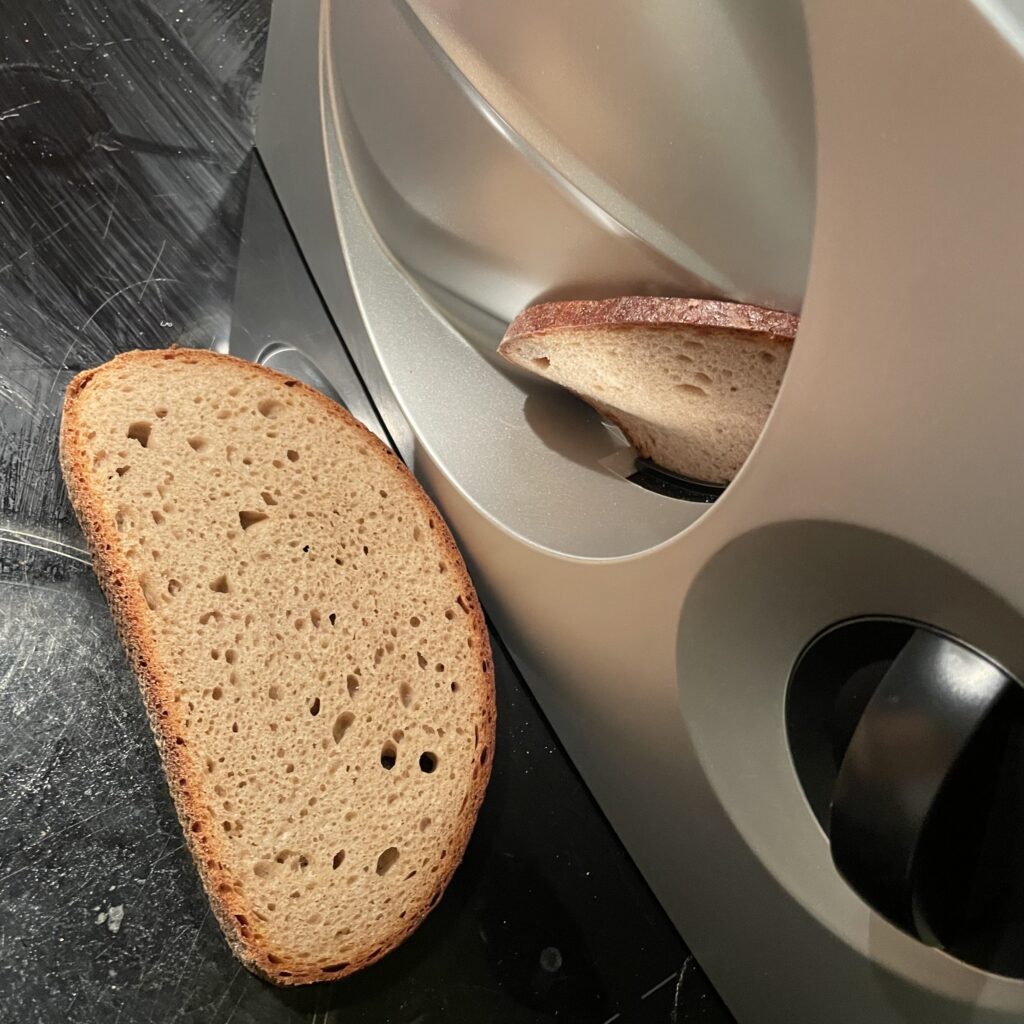 Unold 78866 Allesschneider mit Brot
