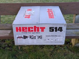 Verpackung des Spindelmäher HECHT 514 Spindelmähers von der Seite