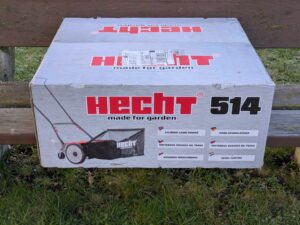 Verpackung des Spindelmäher HECHT 514 Spindelmähers von vorne