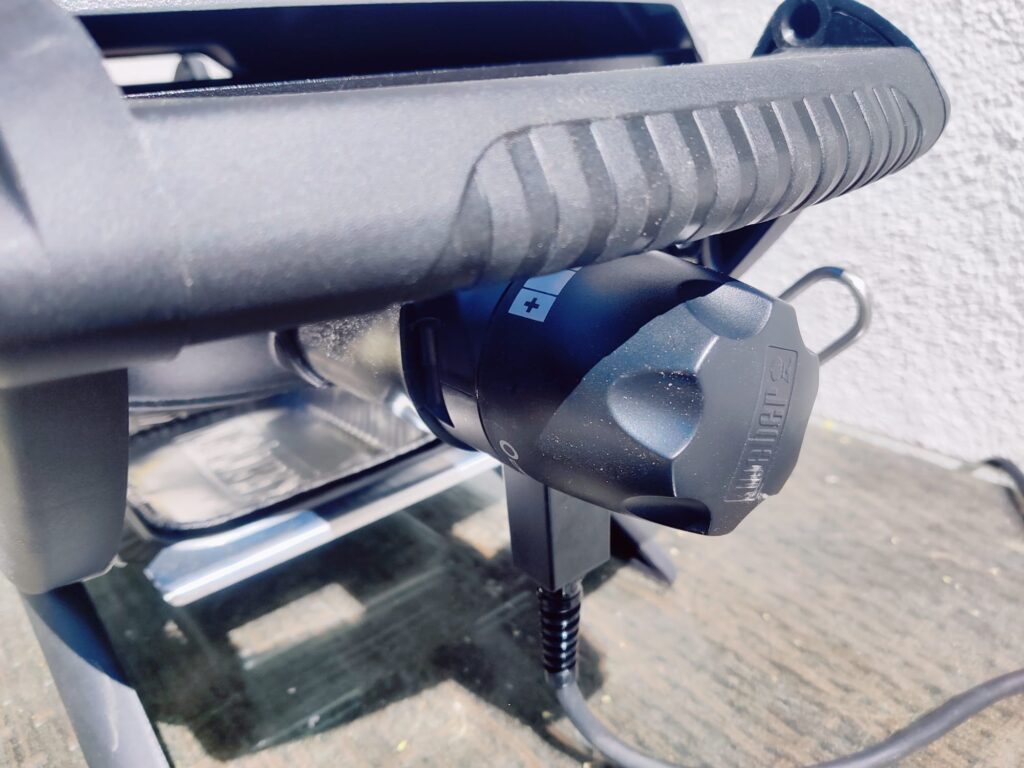 Weber Q 1400 Elektrogrill Drehregler Bedienung
