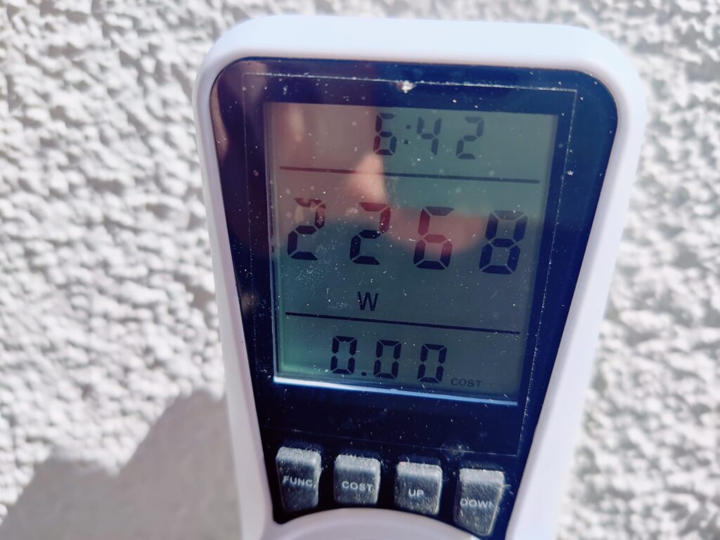 Weber Q 1400 Elektrogrill Stromverbrauch auf höchster Stufe