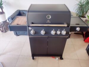 BURNHARD Big FRED Deluxe Series 4 Gasgrill fertig montiert
