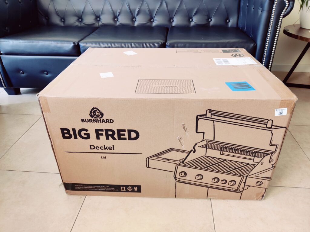 BURNHARD Big FRED Deluxe Series 4 Gasgrill Deckel Verpackung