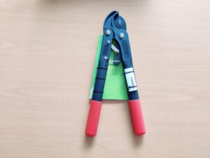 Meister WU9718000 Astschere Startbild