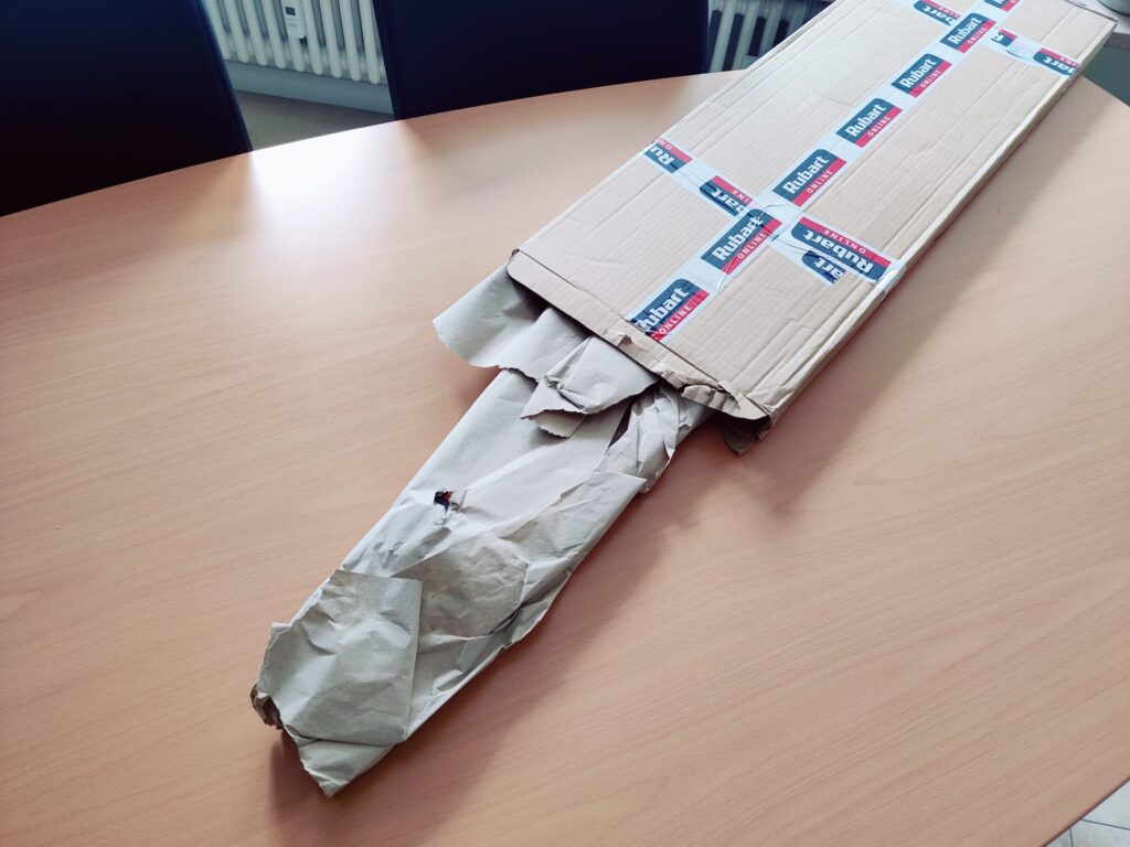 FELCO 221-90 Astschere Verpackung offen