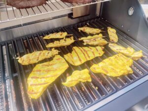 BURNHARD Big FRED Deluxe Series 4 Gasgrill Grillergebnis Geflügel