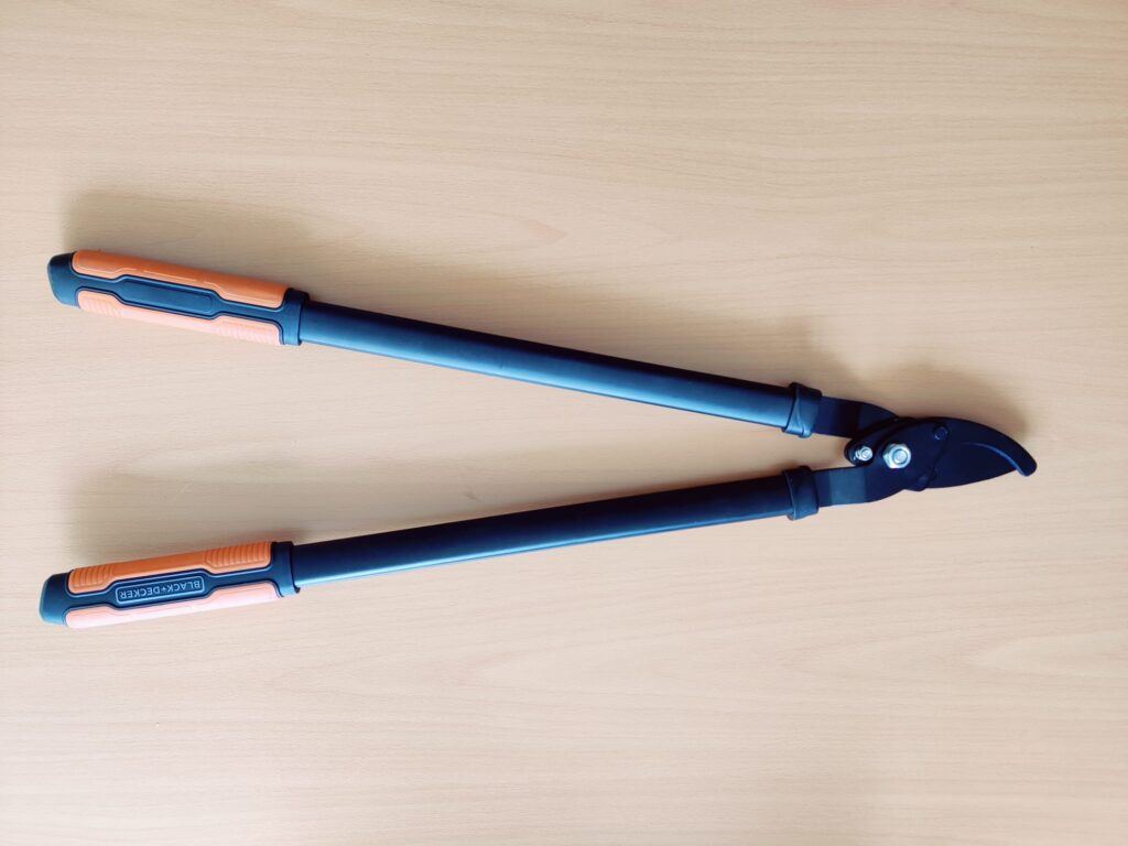 BLACK+DECKER 8711252234533 Astschere von oben