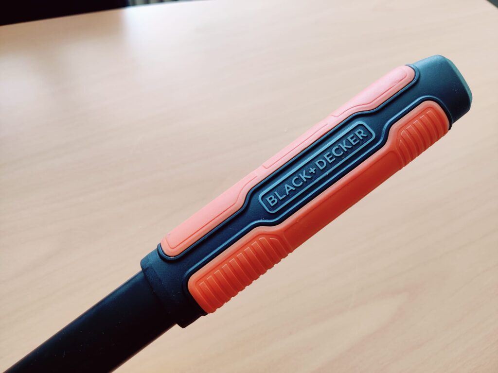 BLACK+DECKER 8711252234533 Astschere Griff