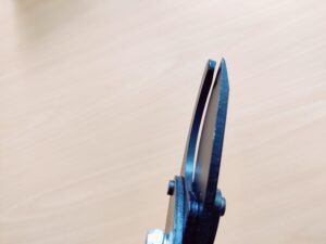 BLACK+DECKER 8711252234533 Astschere Bypass-Schnitttechnik