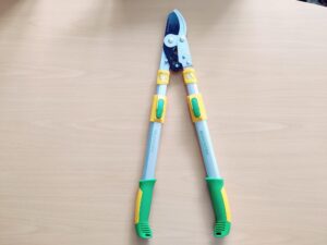 GRÜNTEK XT Astschere von vorne