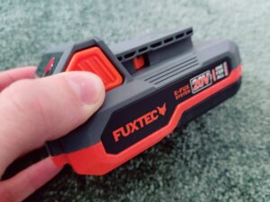 FUXTEC FX-E2LBS Laubsauger Akku Arretierungsschalter