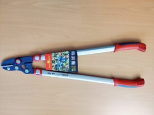 WOLF-Garten Power Cut RS 750 Astschere ausgepackt