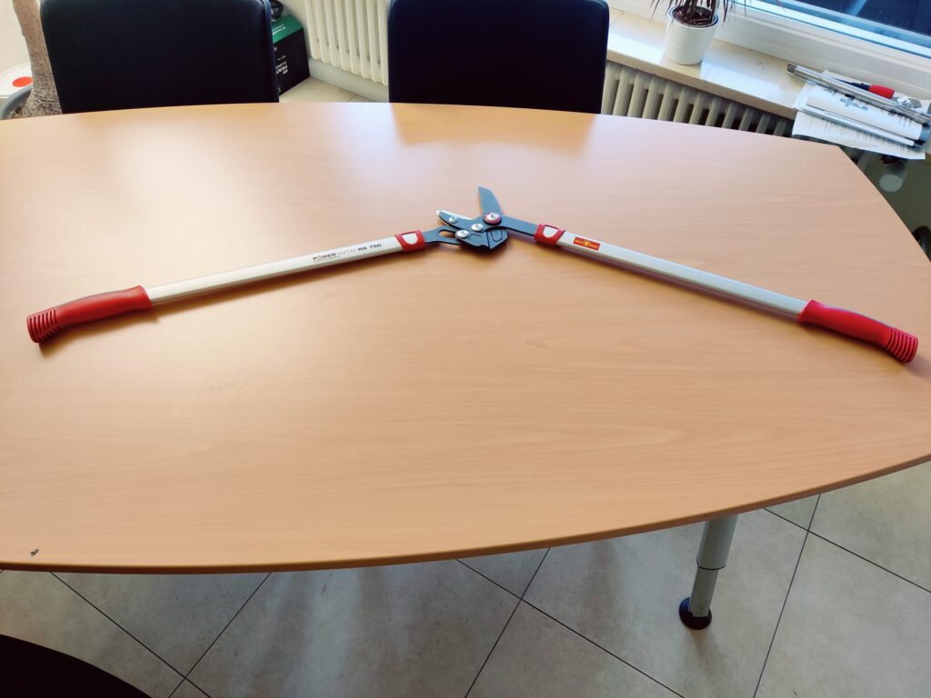 WOLF-Garten Power Cut RS 750 Astschere maximale Spannweite