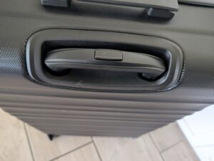 Amazon-Basics-Koffer Teleskopgriff