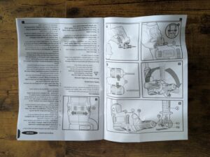 Anleitung der BLACK+DECKER BEH200K-QS Schlagbohrmaschine geöffnet
