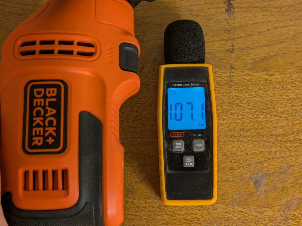 BLACK+DECKER BEH200K-QS Schlagbohrmaschine Lautstärke