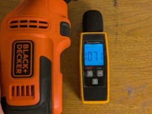 BLACK+DECKER BEH200K-QS Schlagbohrmaschine Lautstärke