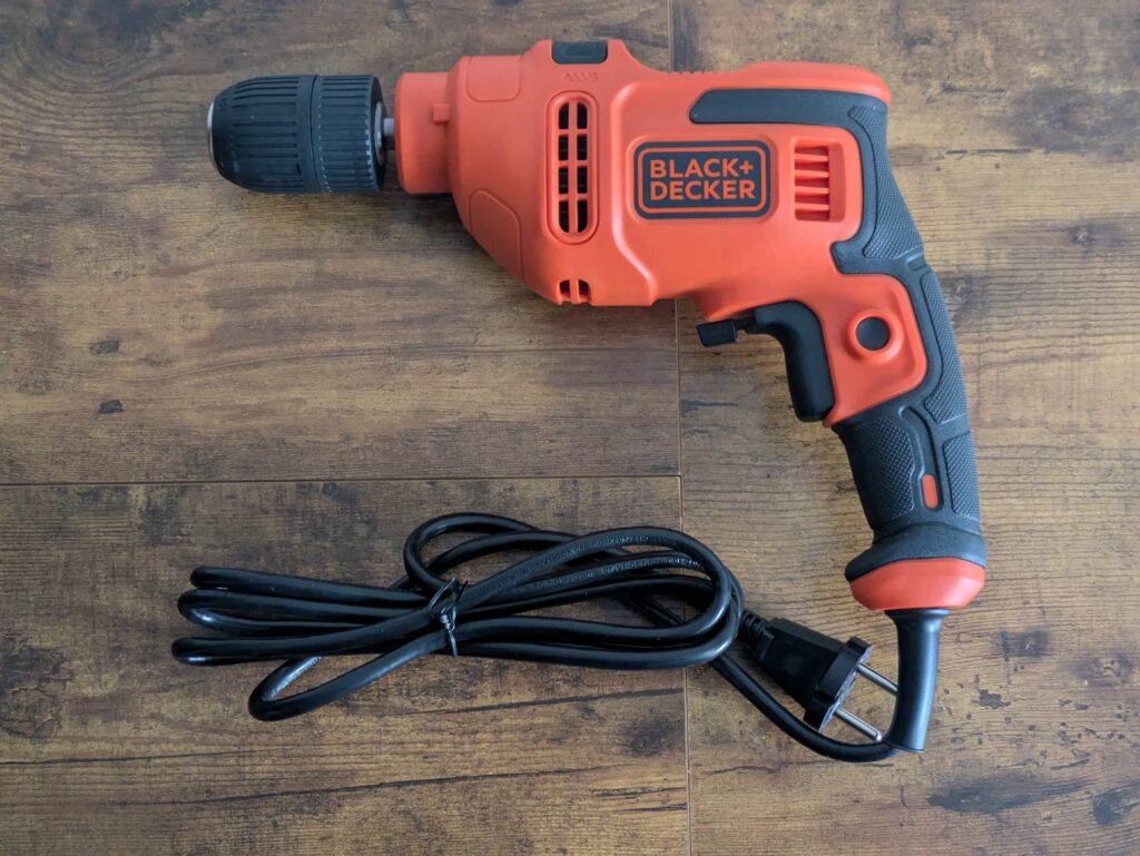 BLACK+DECKER BEH200K-QS Schlagbohrmaschine von links
