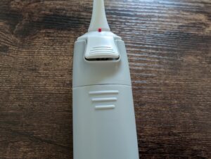 Beurer FT 58 Ohrthermometer Rückansicht mit Batteriefach