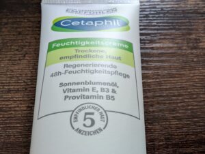 Cetaphil-Feuchtigkeitscreme Tube Detail