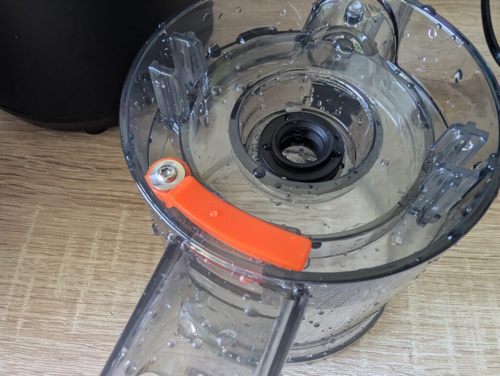 Fretta-Slow-Juicer Tresterkanal geschlossen