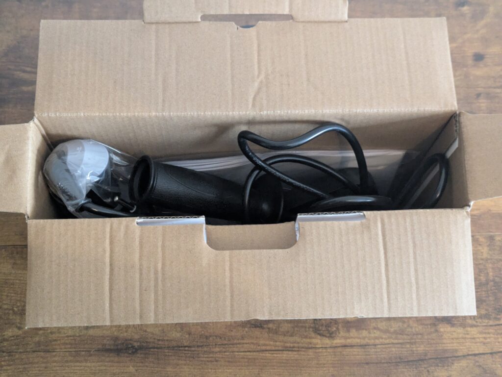 Karton der Brüder Mannesmann M12507 Schlagbohrmaschine geöffnet