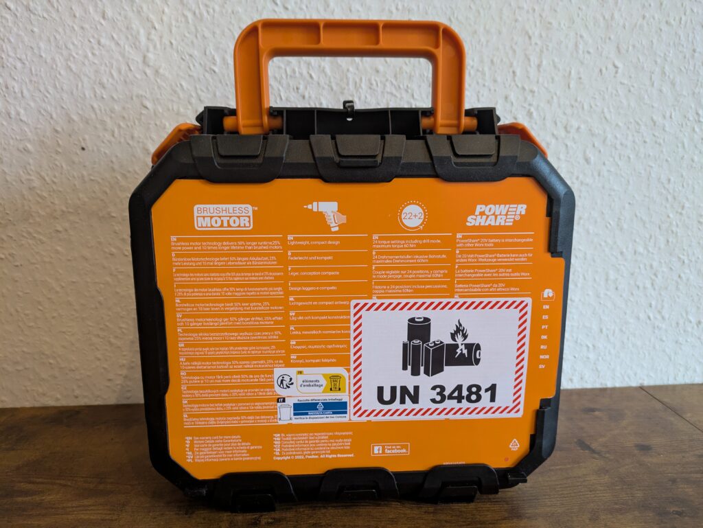 Koffer der WORX NITRO WX352.4 Schlagbohrmaschine von hinten