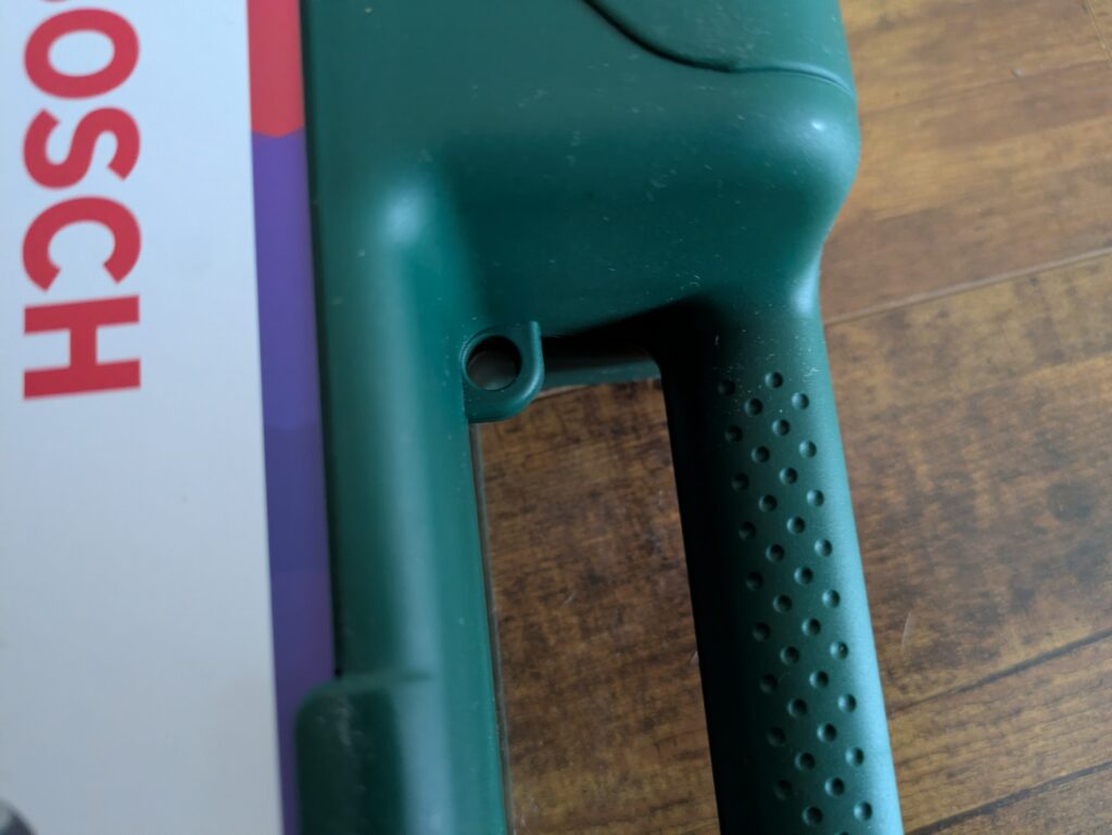 Kofferverschluss der Bosch EasyImpact 600 Schlagbohrmaschine