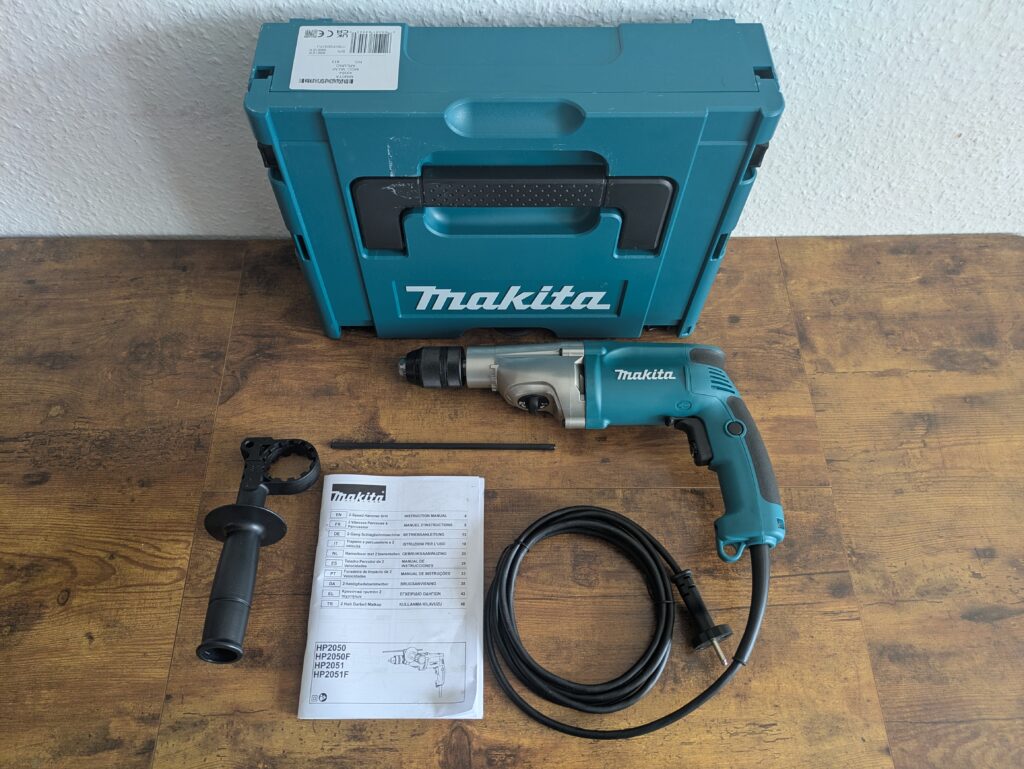 Lieferumfang der Makita HP2051FJ Schlagbohrmaschine (2)