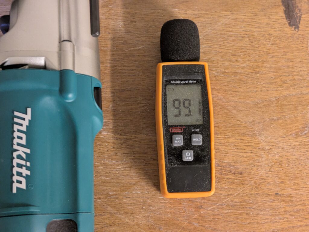 Makita HP2051FJ Schlagbohrmaschine Lautstärke