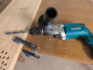 Makita HP2051FJ Schlagbohrmaschine im Einsatz (6)
