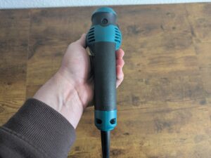 Makita HP2051FJ Schlagbohrmaschine von hinten