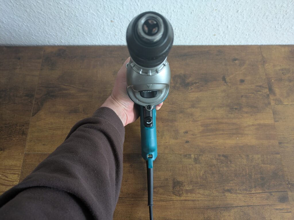 Makita HP2051FJ Schlagbohrmaschine von vorne