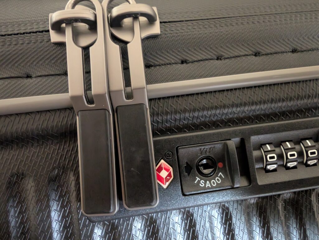 Travelite Roomer 4w Kofferset Zipper im Schloss