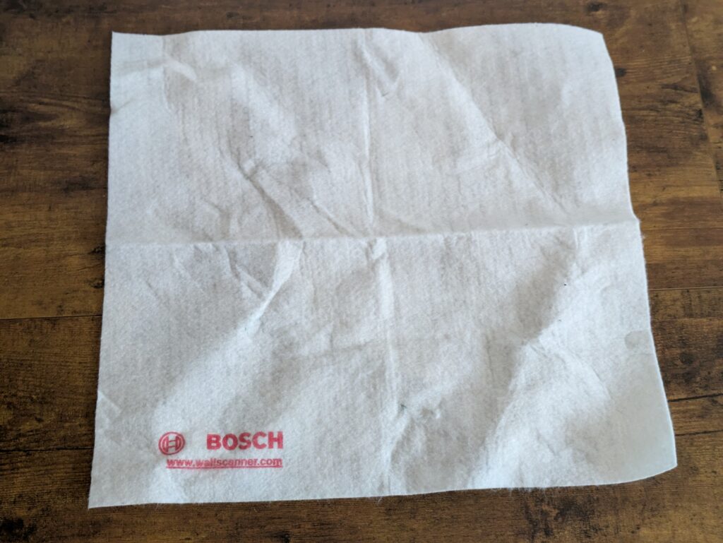 Tuch der Bosch Professional GSB 16 RE Schlagbohrmaschine