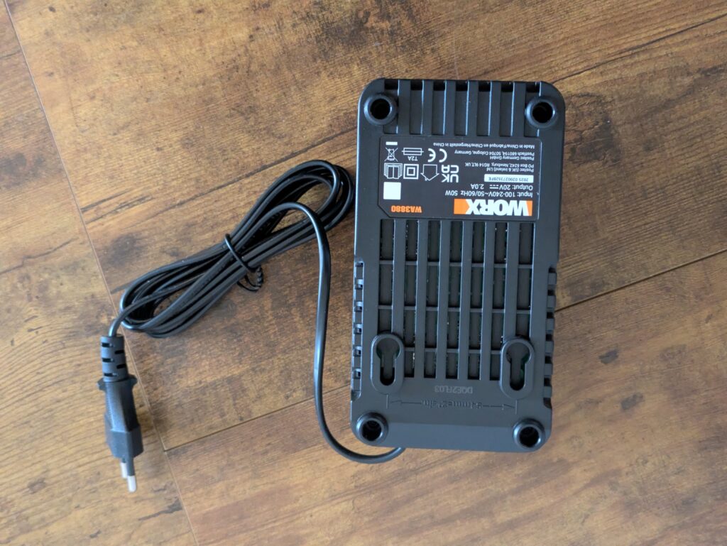 WORX NITRO WX352.4 Schlagbohrmaschine Ladegerät von unten
