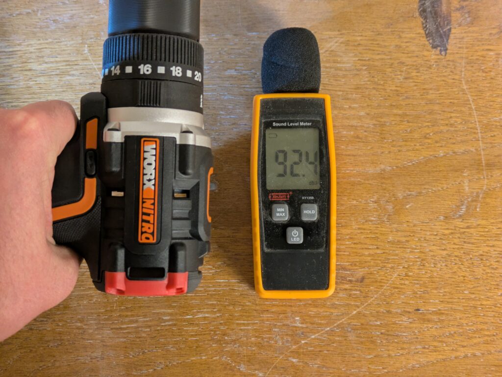 WORX NITRO WX355.9 Schlagbohrmaschine Lautstärke