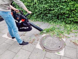 FUXTEC FX-E2LBS Laubsauger Handhabung im Test