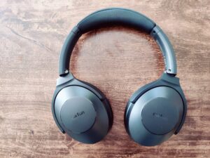 EarFun Wave Life Over-Ear-Kopfhörer von oben