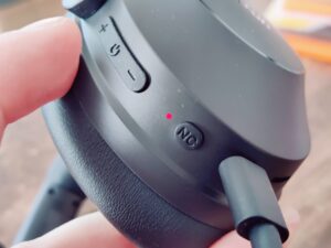 EarFun Wave Life Over-Ear-Kopfhörer Ladeanzeige