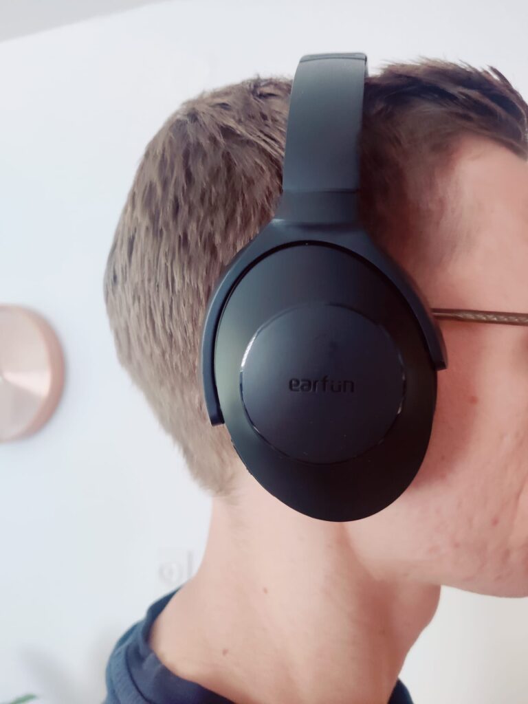 EarFun Wave Life Over-Ear-Kopfhörer Tragekomfort