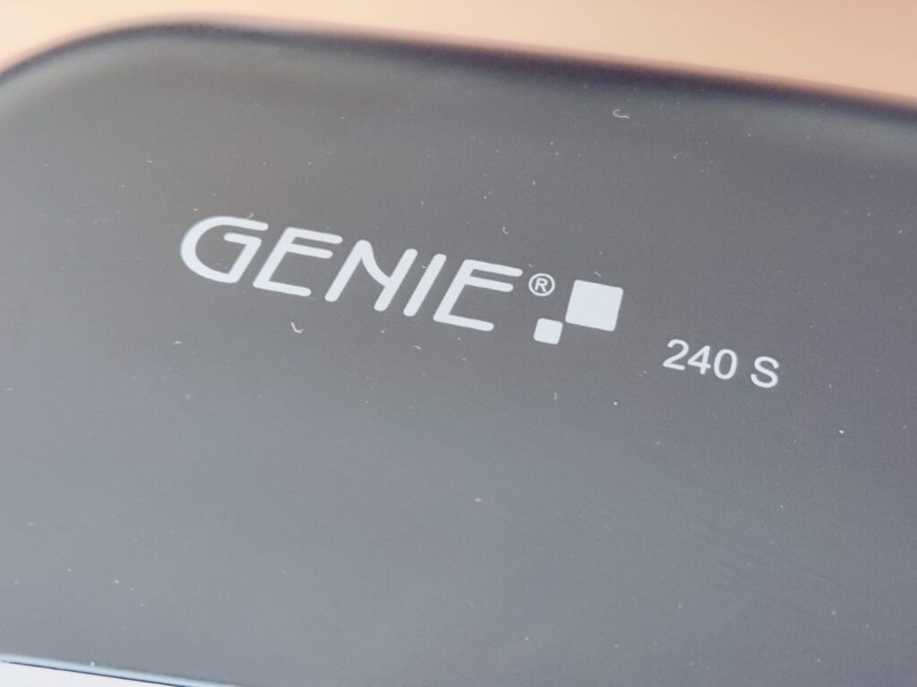 Genie 240S Aktenvernichter Produktbezeichnung